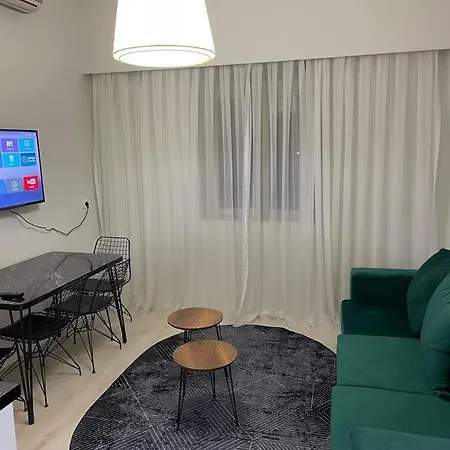 One Bedroom In Blloku, Apartman Tirana